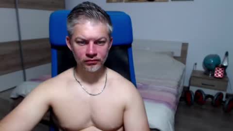 robbyshawz online show from June 3, 5:09 am
