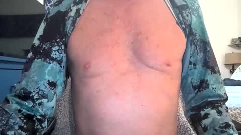 robert online show from November 3, 11:06 pm