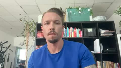 robert_x666 online show from July 28, 11:28 am