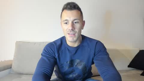 roberto4ever online show from January 10, 5:13 pm