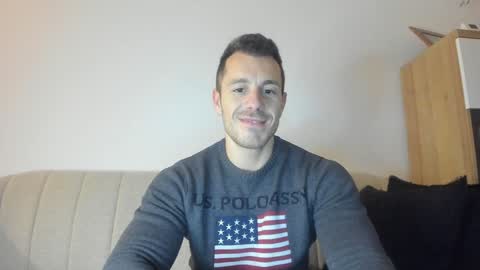 roberto4ever online show from December 9, 3:45 pm