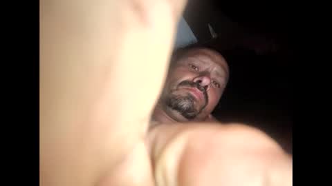 robertsaiz4200 online show from April 4, 10:01 am