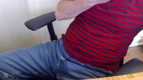 robidan6923 online show from October 27, 3:36 pm