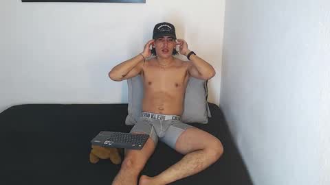 Robisson Zack online show from February 22, 10:22 pm