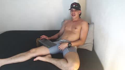 Robisson Zack online show from July 10, 3:10 am