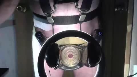 Robodickmilker online show from November 29, 4:31 pm