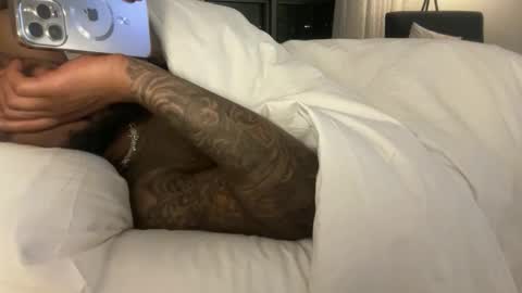 rockstarxosteel online show from April 24, 5:54 am