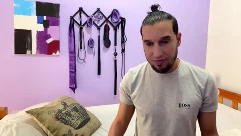 Thiago independent model online show from February 2, 8:41 pm