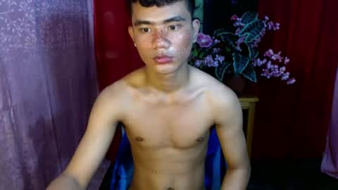 roianboyyy online show from July 22, 1:08 am