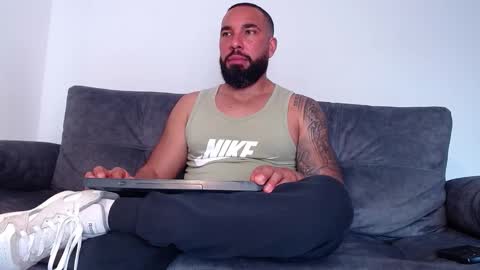 Roman online show from November 25, 8:22 pm