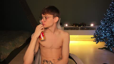 Snapshot of romeo_mercy chatting on January 10, 7:14 am Romeo online show from January 10, 7:14 am