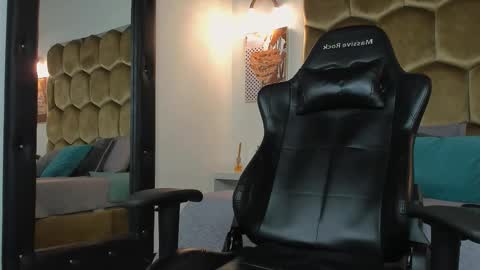 Romeo Ricci online show from February 2, 6:38 pm