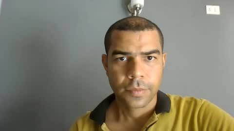 rompeculos121 online show from February 18, 2:38 pm