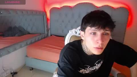 ronal_skinny online show from July 29, 3:49 am