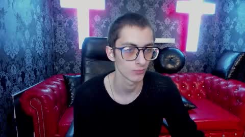 ronbevs online show from March 21, 7:18 pm