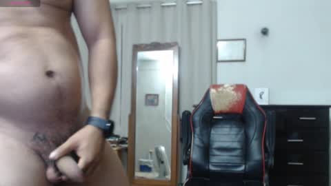 Snapshot of ronnie_dravenn chatting on September 24, 4:56 am online 10pm-1am online show from September 24, 4:56 am