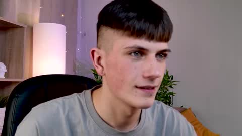 Rony online show from February 9, 8:24 pm