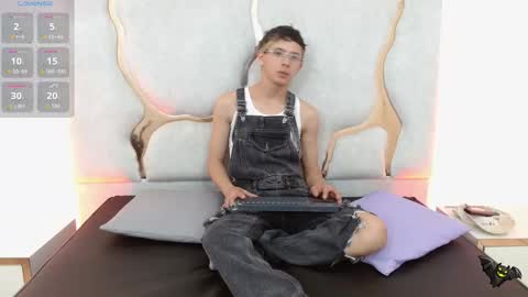  rooy  online show from November 4, 3:07 am