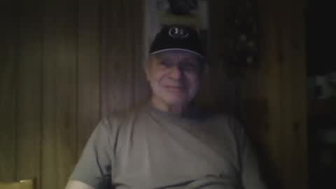 roses2u1958 online show from February 3, 4:41 pm