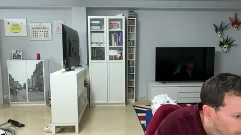 roubarixx online show from April 4, 7:38 am