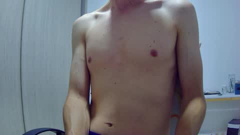 Roy online show from January 15, 1:42 am