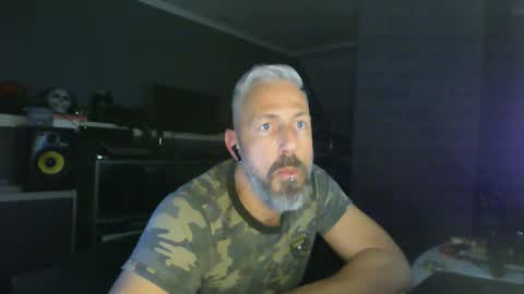 Chico que rico Caliente online show from March 12, 2:41 am