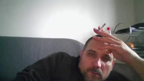 rul3ssuck online show from December 17, 8:32 am