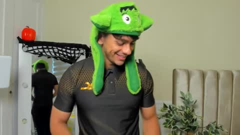 Russ online show from September 23, 11:20 am