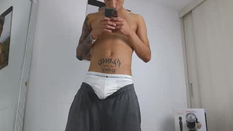  R U S S E L L  online show from February 20, 4:09 am