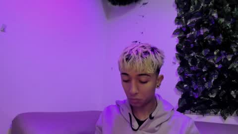 Ryan online show from February 25, 3:38 pm