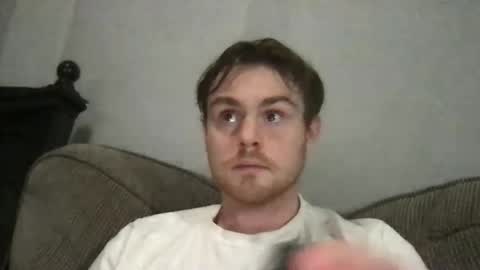 ryanhung_57 online show from November 28, 3:32 am