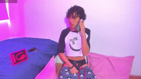 saint_dark online show from November 25, 2:52 pm