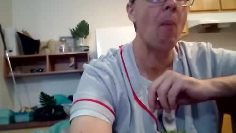 salis1981 online show from October 27, 5:26 pm