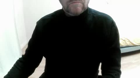 Snapshot of saltimbanquier chatting on September 16, 12:28 pm Saltimbanquier  Salt  ou  Banquier  online show from September 16, 12:28 pm