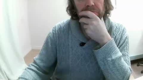 Snapshot of saltimbanquier chatting on December 17, 7:18 am Saltimbanquier  Salt  ou  Banquier  online show from December 17, 7:18 am