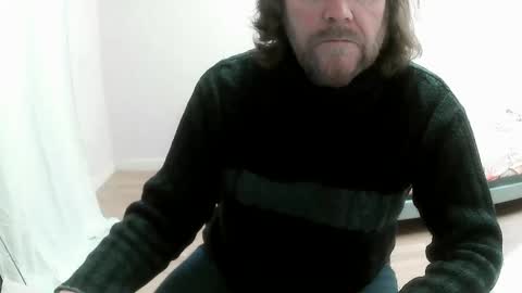 Snapshot of saltimbanquier chatting on March 10, 7:00 am Saltimbanquier  Salt  ou  Banquier  online show from March 10, 7:00 am