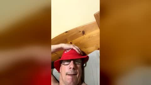 saltydoggy6969 online show from June 27, 4:59 am