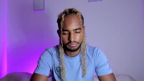 salvatore_amator online show from July 8, 1:04 pm