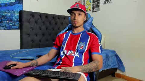 Snapshot of salvatore_dereck chatting on March 5, 1:21 am online show from March 5, 1:21 am