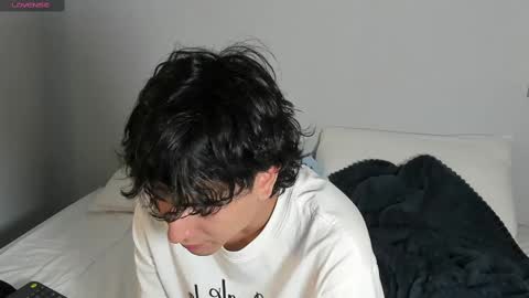 Snapshot of salvatore_montt chatting on February 12, 3:07 am salvatore_montt online show from February 12, 3:07 am