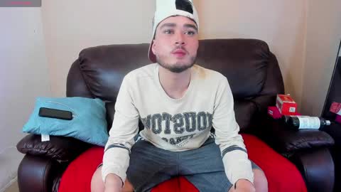  Salvatore online show from April 3, 1:02 am