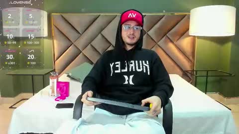  Salvatore online show from February 24, 9:48 pm