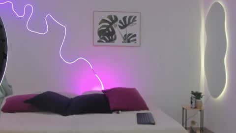 Sam Clark online show from October 27, 2:25 am