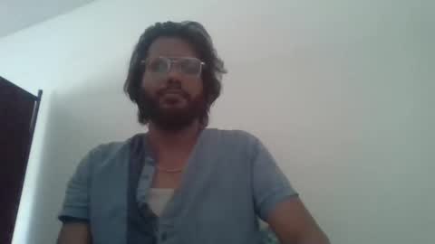 sameerator22960 online show from April 26, 9:33 pm