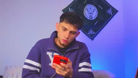 samevansx online show from November 18, 7:17 pm