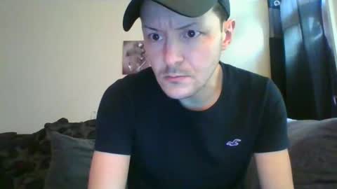 sexy lad looking for fun online show from February 23, 2:21 pm