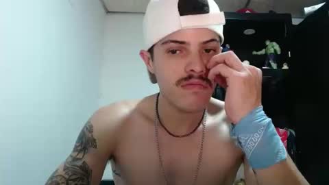 Snapshot of sammytop22 chatting on October 15, 1:13 am sammy model independiente online show from October 15, 1:13 am