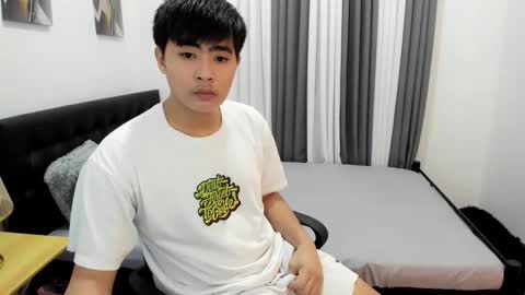 Sam online show from October 3, 8:14 pm