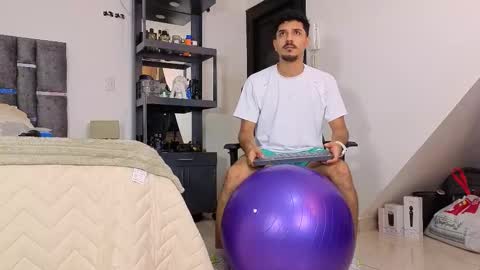  Samuel Coopper  online show from March 27, 10:11 pm