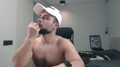 DeAlex online show from February 16, 1:31 pm